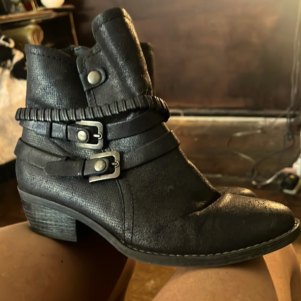 BLACK WESTERN/BUCKLED BOOTIES- NWOB